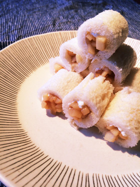 りんごとクリームチーズのサンドイッチ