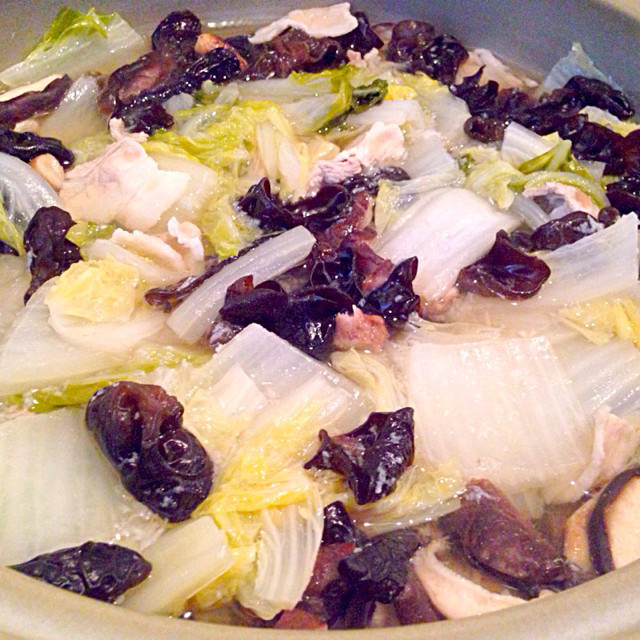 白菜とたっぷりキノコの塩鍋の画像
