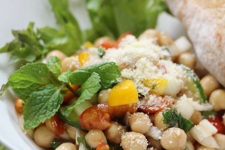 ひよこ豆のトマトミントサラダ レシピ 作り方 By Hoink クックパッド 簡単おいしいみんなのレシピが357万品