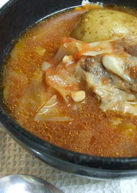 寒い日にはスペアリブのトマトスープ煮