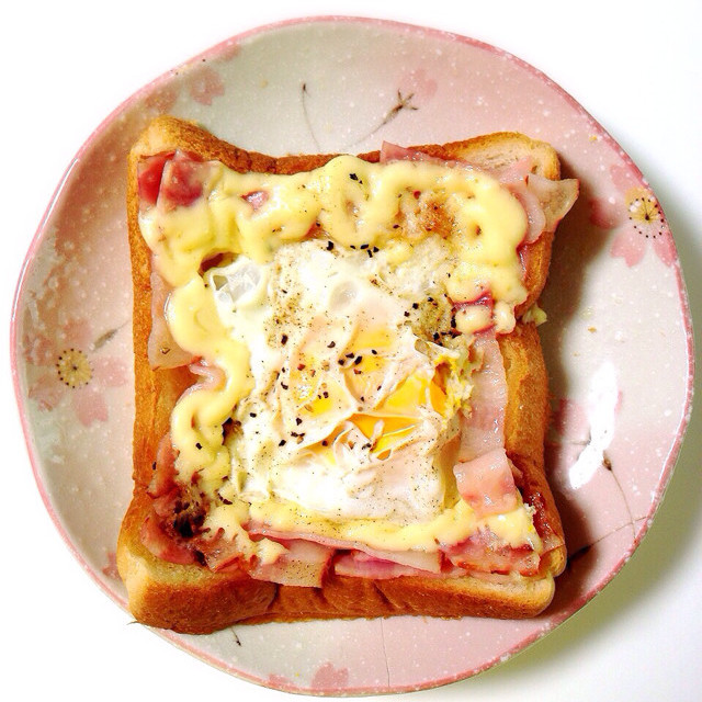 電子レンジで目玉焼きトースト レシピ 作り方 By ジュリさんぼ クックパッド 簡単おいしいみんなのレシピが349万品