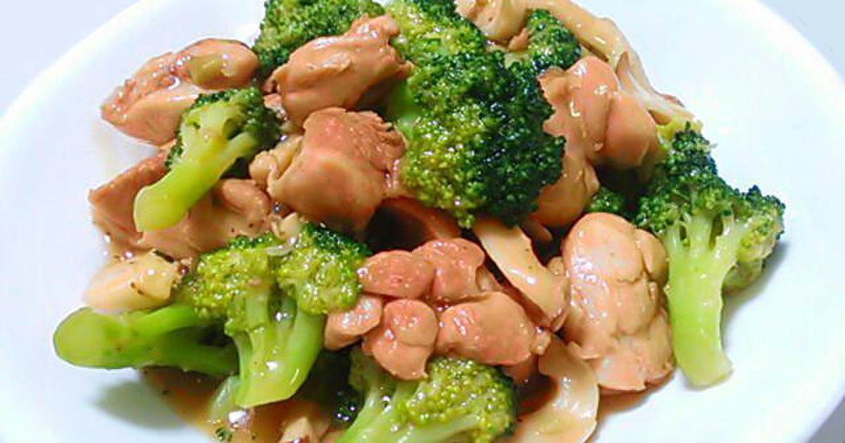 鶏ひき肉とブロッコリーのレシピ