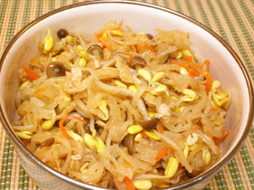 豆もやしと切干大根の煮物