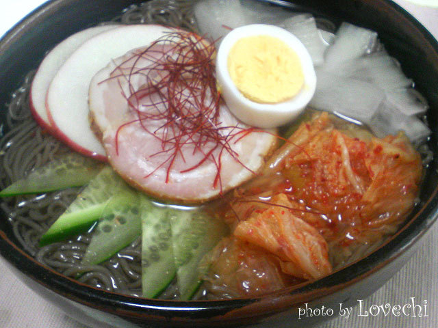 韓国冷麺を自家製スープで！の画像