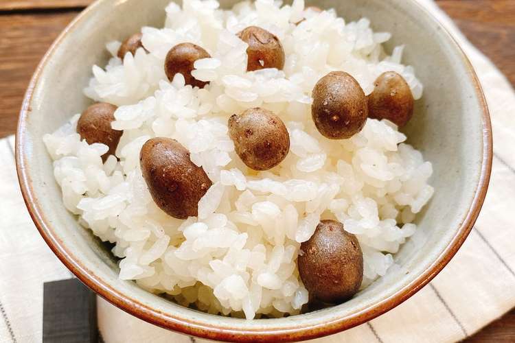 自然薯のむかごご飯 レシピ 作り方 By めぐみの郷 クックパッド 簡単おいしいみんなのレシピが366万品