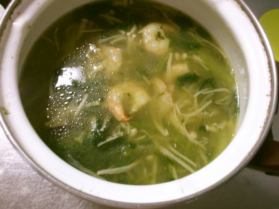 チンゲン菜 海老で♪ 簡単 翡翠スープ風の画像