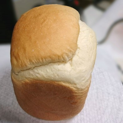 早焼きでふわふわ砂糖不使用食パン（HB）の写真