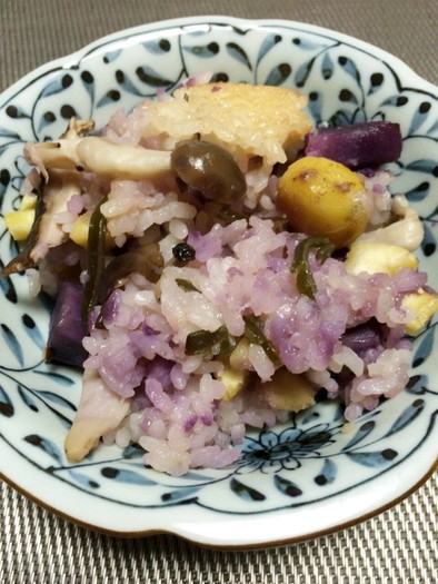 材料入れるだけ・炊飯器で紫芋の栗ご飯☆の写真