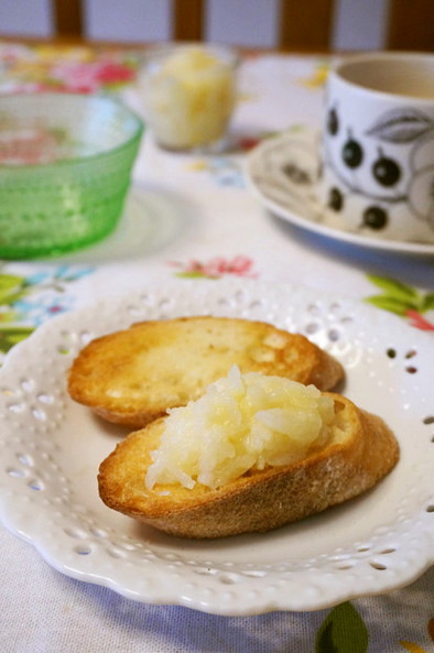 レンジ簡単☆低糖りんごバタージャムの写真