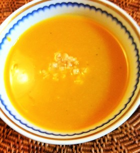 カボチャとブルグリ小麦のポタージュスープ