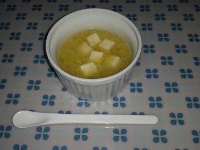 白菜とお豆腐のスープ（離乳食7ヵ月）の写真