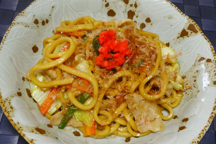 野菜シャキシャキ 我が家の 焼きうどん レシピ 作り方 By Tokotann クックパッド 簡単おいしいみんなのレシピが356万品