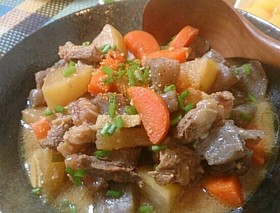 牛すじ肉の煮込み☆炊飯器で簡単調理♪