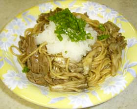 簡単!牛肉舞茸おろし和風パスタ