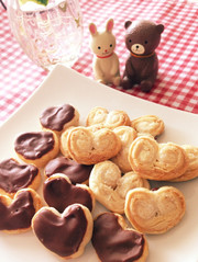 パイシートで簡単*ミニハートチョコパイの写真