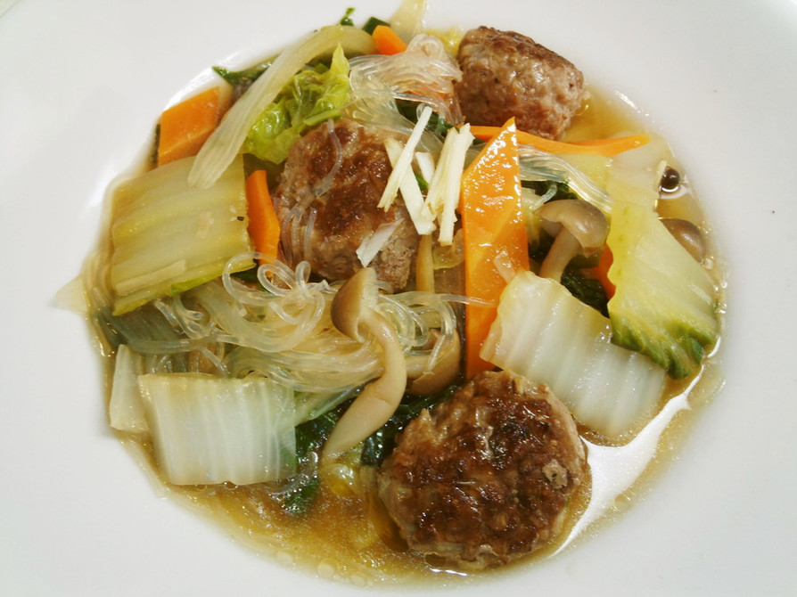 白菜と肉団子の中華風スープ　春雨入り♬の画像