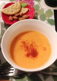 パプリカの冷製スープ♡蕎麦湯&シチュー♪