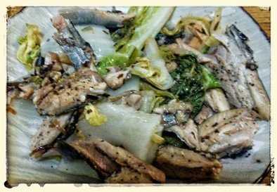 秋刀魚と白菜のミルフィーユ重ね鍋的蒸し物の写真