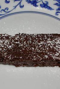 淡雪みたいにとろけるチョコレートケーキ