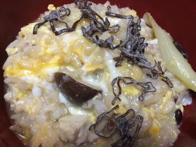 湯豆腐のシメに！ふっくら卵入りおじやの写真