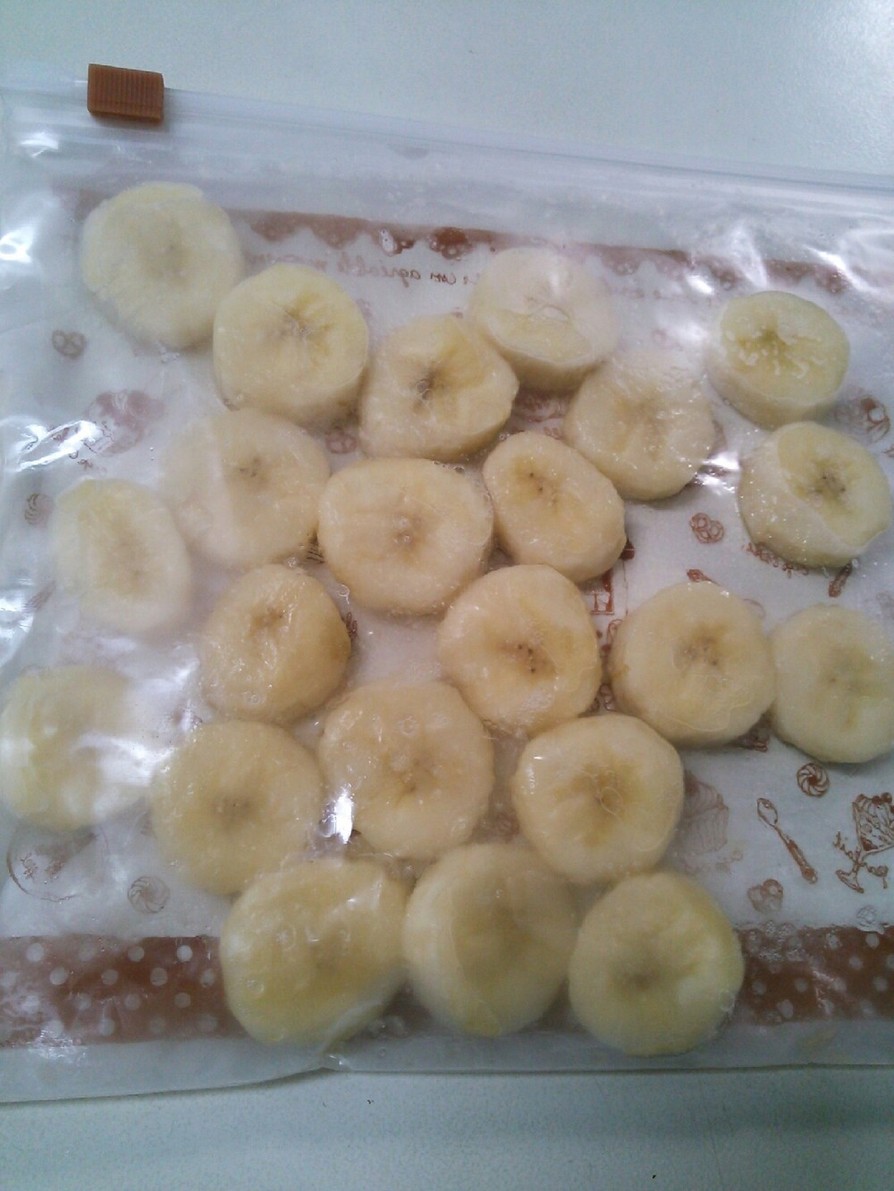 黒ずまない バナナの冷凍の仕方の画像