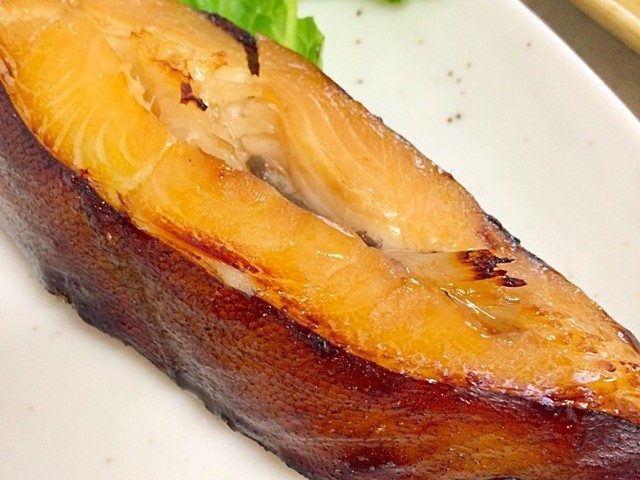 カラスガレイの醤油漬け 照り焼きにも レシピ 作り方 By Kkままっち クックパッド 簡単おいしいみんなのレシピが353万品