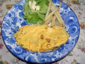 野菜たっぷり挽肉入りオムレツ