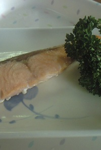 焼き魚　鱒