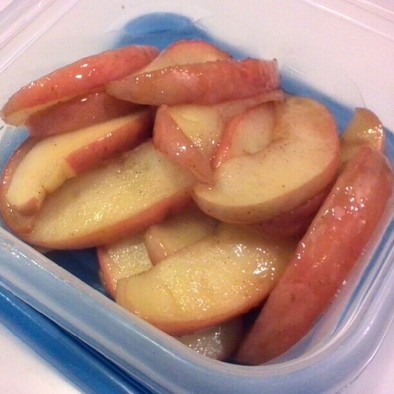 フライパンで作るリンゴのコンポート☆の写真