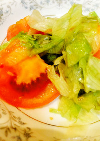 レタスとトマトの簡単イタリアンサラダ