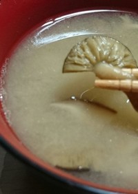 シモコシの味噌汁