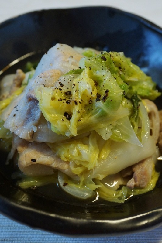 白菜と豚バラのくたくた煮にんにく醤油風味の画像