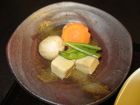 高野豆腐と里芋の含め煮