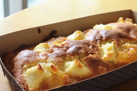 林檎とクリームチーズのパウンドケーキ