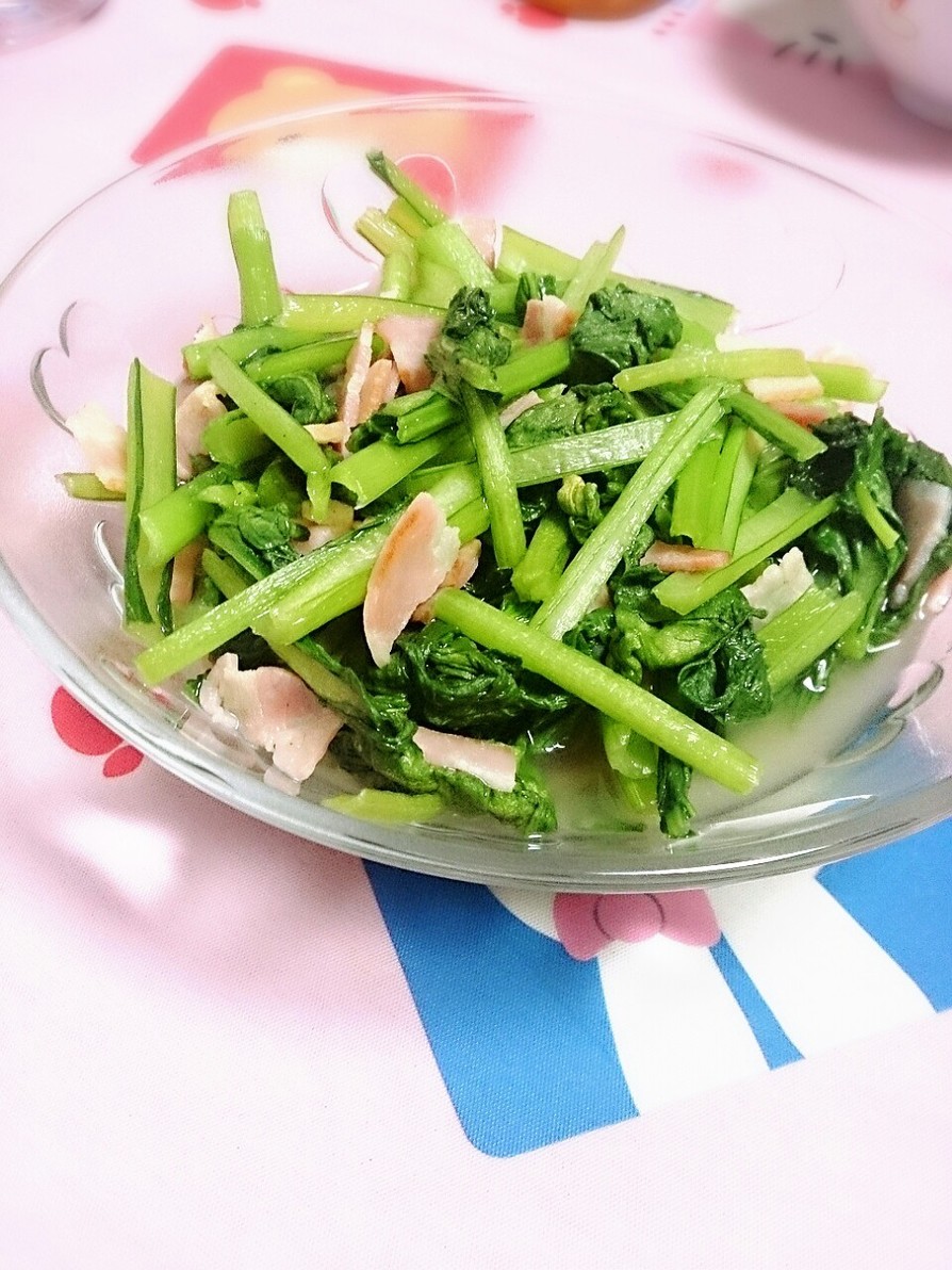 小松菜とベーコン炒めの画像