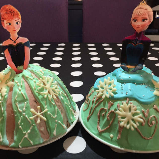 アナと雪の女王 戴冠式のドームケーキ レシピ 作り方 By Joerh クックパッド
