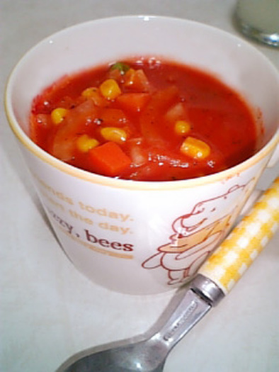 トマトジュースであったかスープの写真