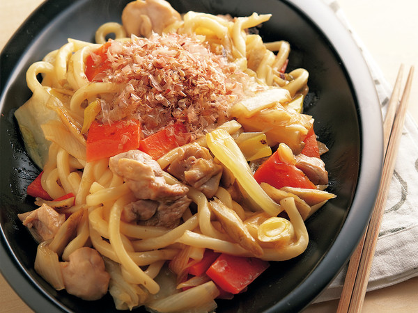 野菜でがっつり焼きうどん