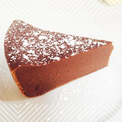 炊飯器で簡単♩濃厚チョコケーキ