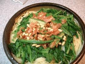 ほうれん草とベーコンのスパゲティ