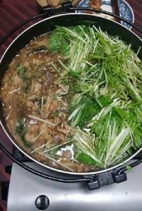 簡単！豚バラ肉と水菜の鍋