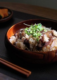 酢飯で作る牛肉とごぼうの混ぜご飯