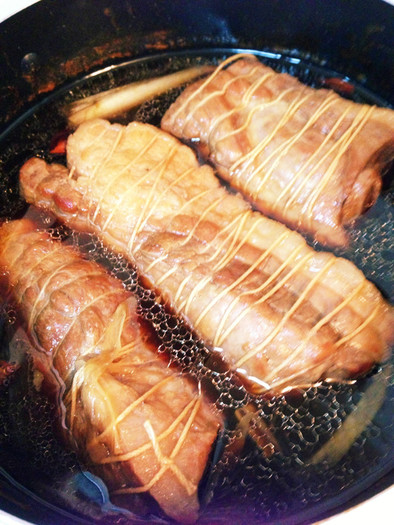 八角を入れた美味しい簡単な煮豚の写真