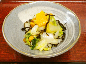 柿と白菜と塩昆布の切り漬け