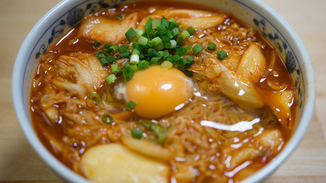 簡単キムチチキンラーメン レシピ 作り方 By チョコレートカカオ クックパッド