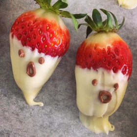 イチゴのお化け