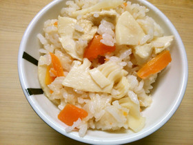 白だしで*゜ 簡単 美味しい! 筍ご飯♪