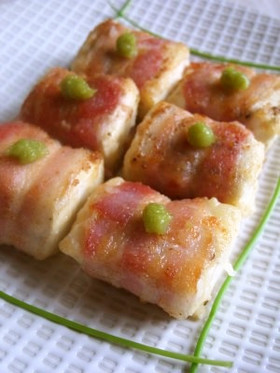 ベーコン巻き一口豆腐ステーキ*山葵と共に
