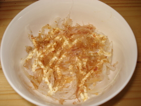 毎日食べても飽きない!たまねぎサラダ