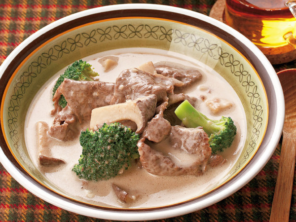牛肉ときのこのクリームチーズ煮